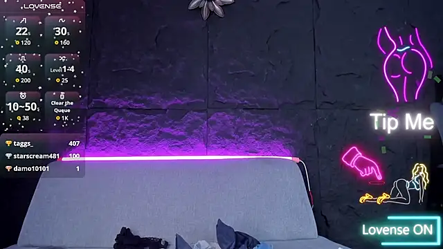 ThaliaBrooks  online show from September 16, 2025, 11:11 am