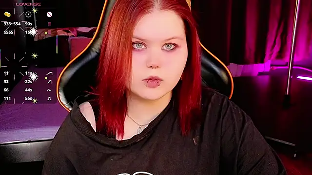 fillisfox  online show from February 27, 2026, 10:59 am