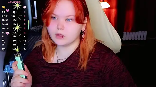 fillisfox  online show from April 16, 2026, 6:14 am