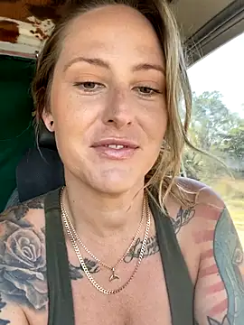 Snapshot of OdetteDelane chatting on October 20, 2025, 5:09 am OdetteDelane online show from October 20, 2025, 5:09 am