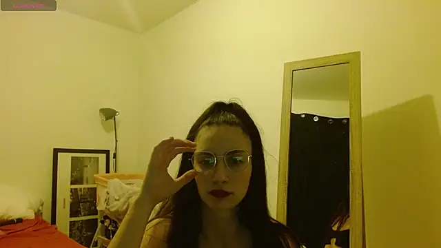 Snapshot of Michou02xXx chatting on January 31, 2026, 9:57 pm Michou02xXx online show from January 31, 2026, 9:57 pm