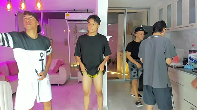 Snapshot of Warrios_teams chatting on September 10, 2025, 5:39 am Warrios teams online show from September 10, 2025, 5:39 am