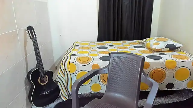 TeamPorn 19 online show from September 10, 2025, 6:01 am