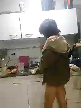 kendrafarq online show from September 18, 2025, 4:59 am