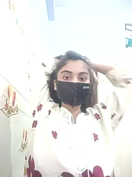 Hot-Soniya733 online show from October 19, 2025, 9:01 am