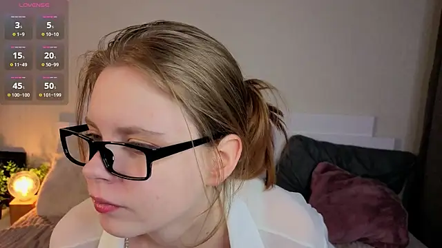 JulietteRain online show from March 11, 2026, 7:41 pm