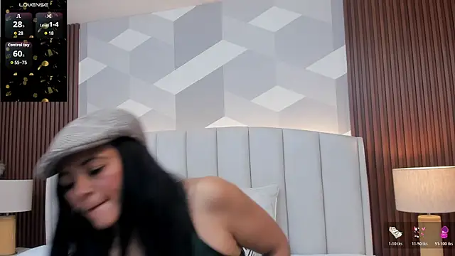 Mommy Naughty online show from February 14, 2026, 11:21 am