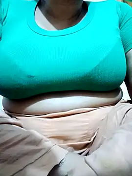 Snapshot of jenyfer709 chatting on September 15, 2025, 8:20 pm jenyfer709 online show from September 15, 2025, 8:20 pm