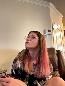 Snapshot of Riley_ray69 chatting on September 16, 2025, 6:09 pm Riley ray69 online show from September 16, 2025, 6:09 pm