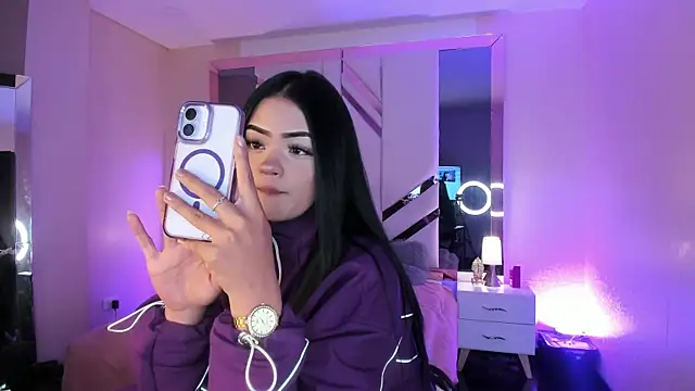 EmmaStonns online show from March 11, 2026, 12:32 pm