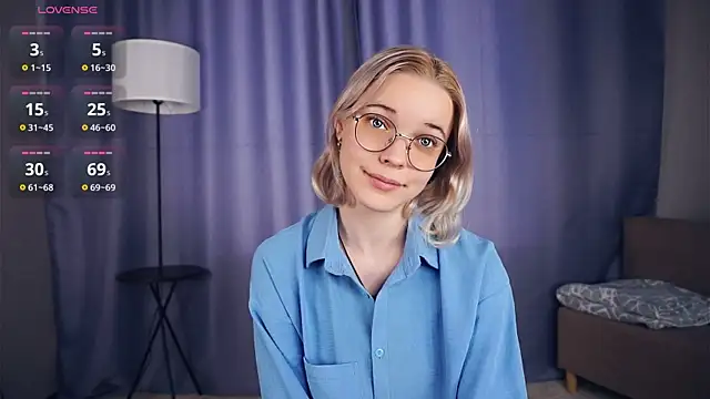 Snapshot of EdaKirkIin chatting on October 4, 2025, 6:26 am EdaKirkIin online show from October 4, 2025, 6:26 am