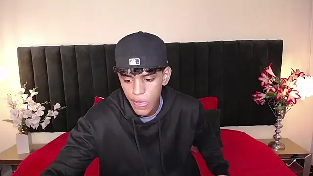 Snapshot of jhos_padill chatting on October 10, 2025, 1:23 pm jhos padill online show from October 10, 2025, 1:23 pm