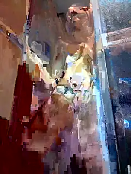 hotqueen02 online show from April 28, 2026, 11:09 pm