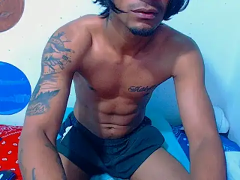 Snapshot of davidcutterr chatting on October 20, 2025, 3:12 pm davidcutterr online show from October 20, 2025, 3:12 pm