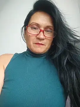 Snapshot of Ternura_Prohibida chatting on April 22, 2026, 8:04 pm Ternura Prohibida online show from April 22, 2026, 8:04 pm
