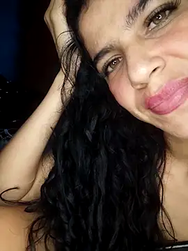 lucerocutte online show from April 27, 2026, 3:04 am