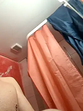 young swisscouple online show from October 14, 2025, 6:47 am