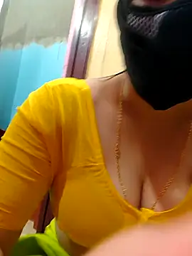 pujaroy363534 online show from October 23, 2025, 5:06 am