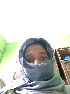 pujaroy363534 online show from November 25, 2025, 4:40 pm