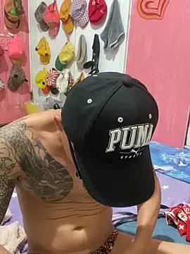 XLJjjjjjjjjjj online show from February 1, 2026, 5:00 pm