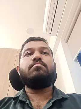 Snapshot of VJ17 chatting on April 6, 2026, 10:27 am VJ17 online show from April 6, 2026, 10:27 am