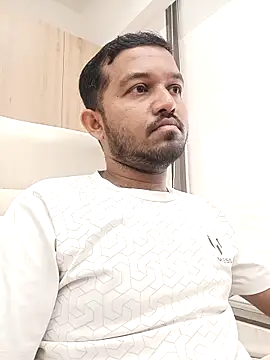 VJ17 online show from September 21, 2025, 4:28 am