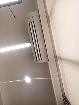 VJ17 online show from September 10, 2025, 5:39 am