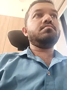 Snapshot of VJ17 chatting on February 4, 2026, 10:10 am VJ17 online show from February 4, 2026, 10:10 am