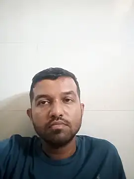 Snapshot of VJ17 chatting on May 3, 2026, 7:13 am VJ17 online show from May 3, 2026, 7:13 am