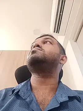 Snapshot of VJ17 chatting on May 2, 2026, 6:07 am VJ17 online show from May 2, 2026, 6:07 am