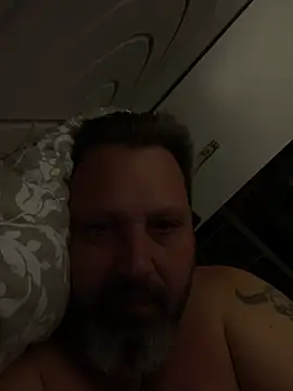 Snapshot of BigMan738@xh chatting on May 12, 2026, 8:37 pm BigMan738xh online show from May 12, 2026, 8:37 pm