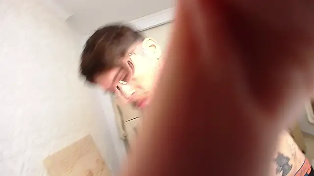 JonahShaw online show from September 26, 2025, 4:30 am