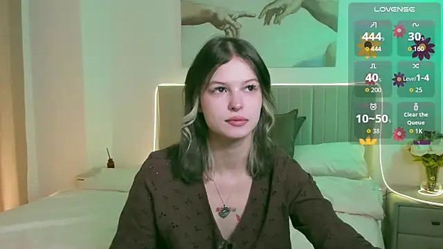 Snapshot of Lisa_Blossom chatting on October 17, 2025, 6:06 am Lisa Blossom online show from October 17, 2025, 6:06 am