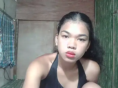 Sweetestsiner online show from May 5, 2026, 12:13 am