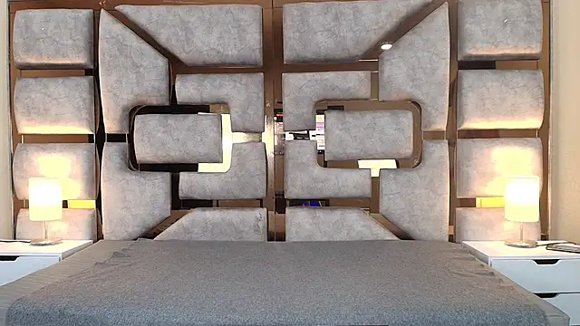 Snapshot of ArianaBeake chatting on November 20, 2025, 8:20 pm ArianaBeake online show from November 20, 2025, 8:20 pm