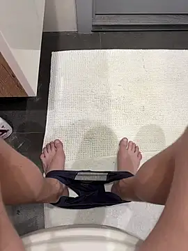 Snapshot of myPriority01 chatting on October 11, 2025, 10:05 am myPriority01 online show from October 11, 2025, 10:05 am