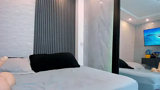 Kalyan Casstelo online show from November 8, 2025, 1:58 pm