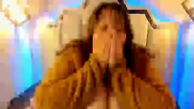  Emily rosee  online show from October 9, 2025, 11:22 am