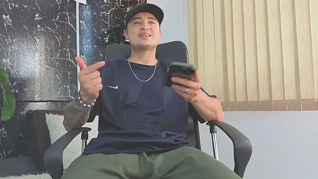 Alexander ferre online show from April 10, 2026, 1:29 pm