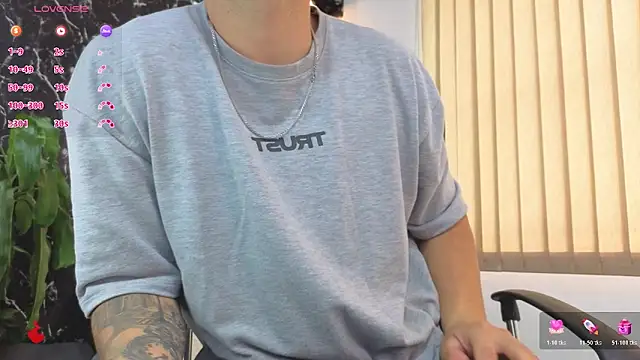 Alexander ferre online show from April 18, 2026, 1:13 pm