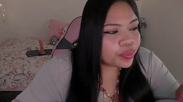 Juicy elenxx online show from September 11, 2025, 3:39 am