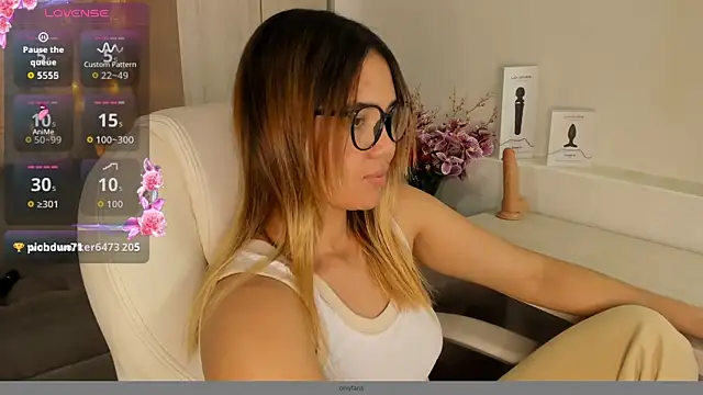 kata22sofia online show from September 14, 2025, 2:06 pm