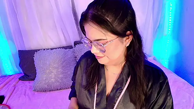 LilyRousee online show from March 11, 2026, 3:22 am