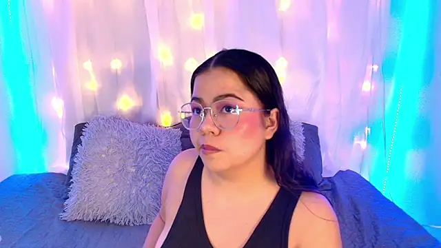 LilyRousee online show from November 21, 2025, 12:53 am