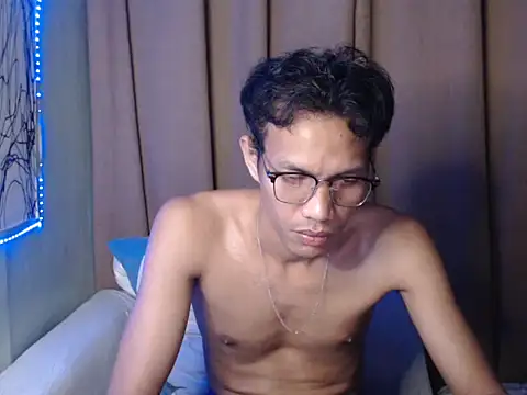 fantasy davidxx online show from October 2, 2025, 11:02 am