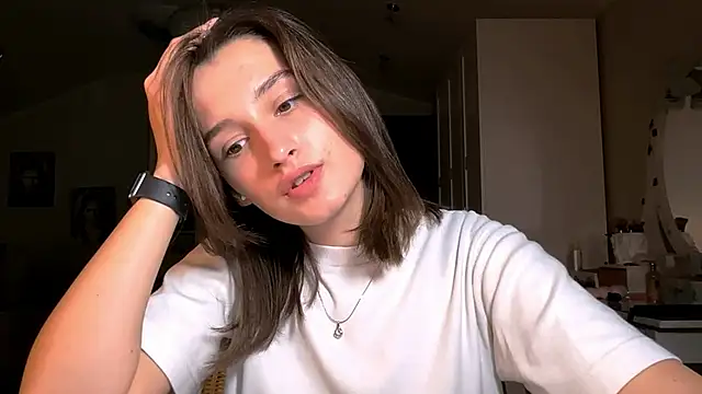 Snapshot of DarlineBrustera chatting on November 25, 2025, 2:50 pm DarlineBrustera online show from November 25, 2025, 2:50 pm