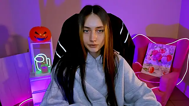 Snapshot of olivianorton chatting on October 23, 2025, 3:21 pm olivianorton online show from October 23, 2025, 3:21 pm