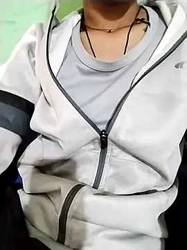 Snapshot of Ragini-Devi chatting on December 1, 2025, 4:24 am Ragini-Devi online show from December 1, 2025, 4:24 am