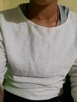 Snapshot of Ragini-Devi chatting on November 28, 2025, 2:39 pm Ragini-Devi online show from November 28, 2025, 2:39 pm