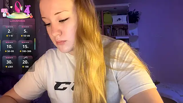 PandaFluff online show from September 24, 2025, 6:14 pm